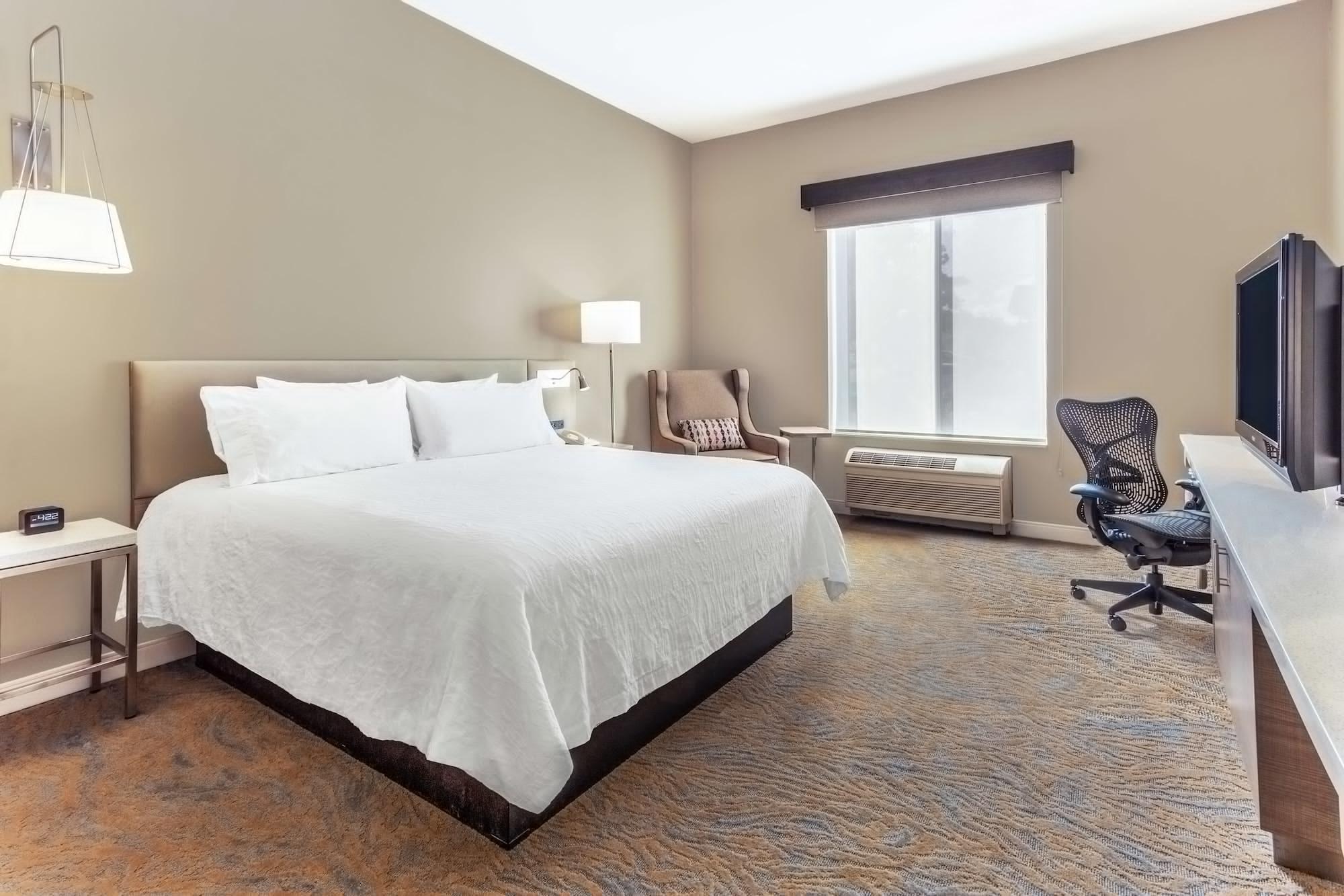 Hilton Garden Inn Saint Charles Buitenkant foto