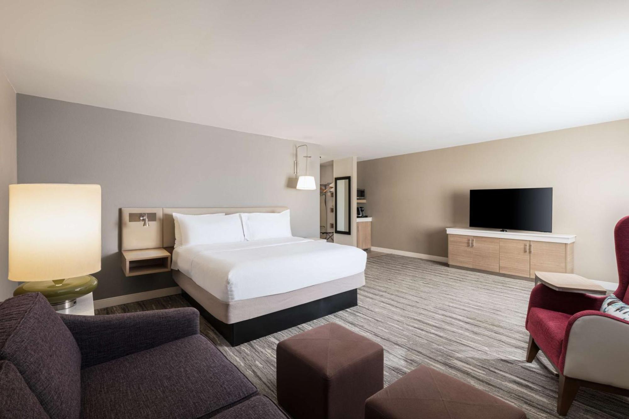 Hilton Garden Inn Saint Charles Buitenkant foto