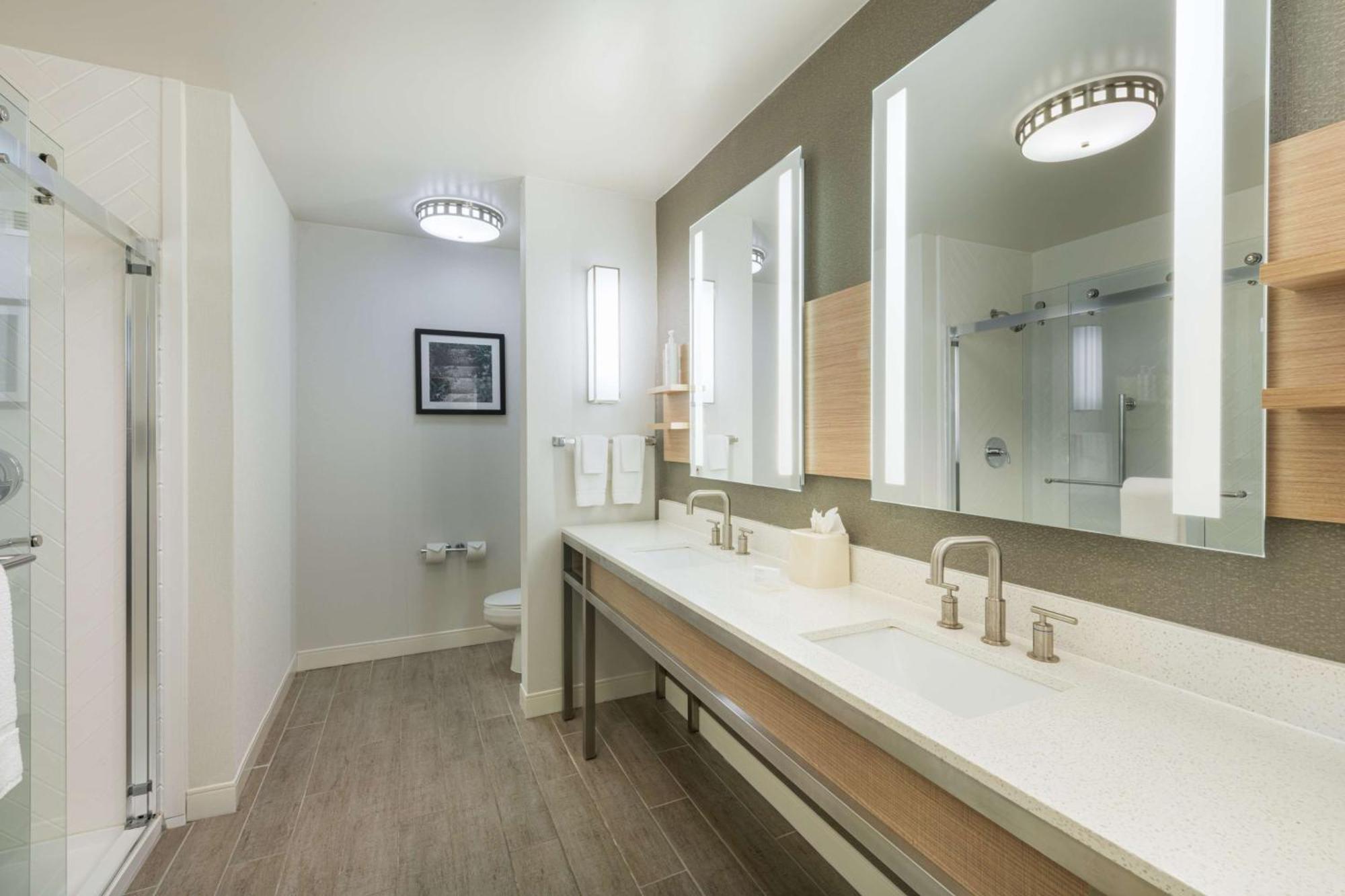 Hilton Garden Inn Saint Charles Buitenkant foto