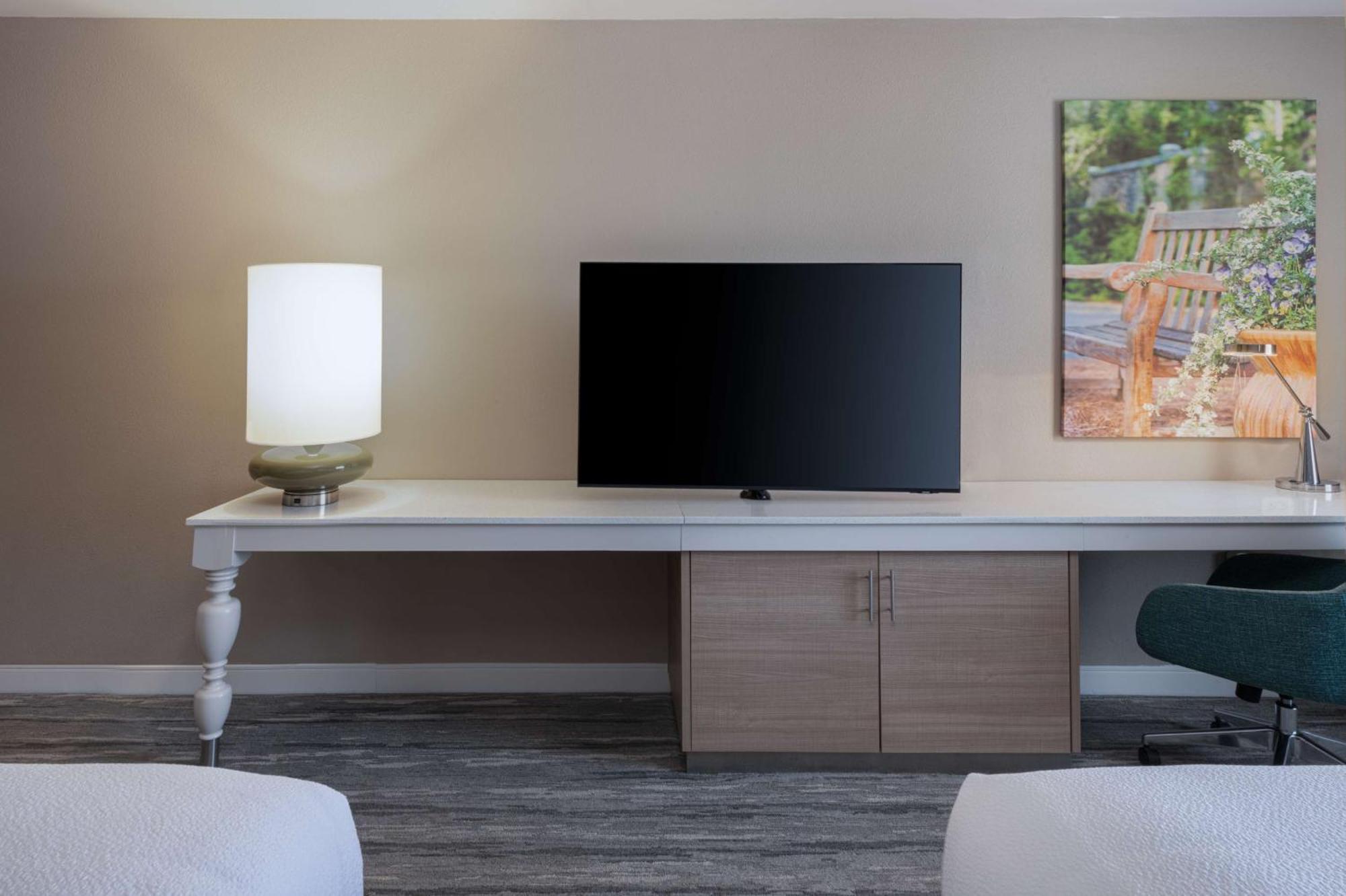 Hilton Garden Inn Saint Charles Buitenkant foto