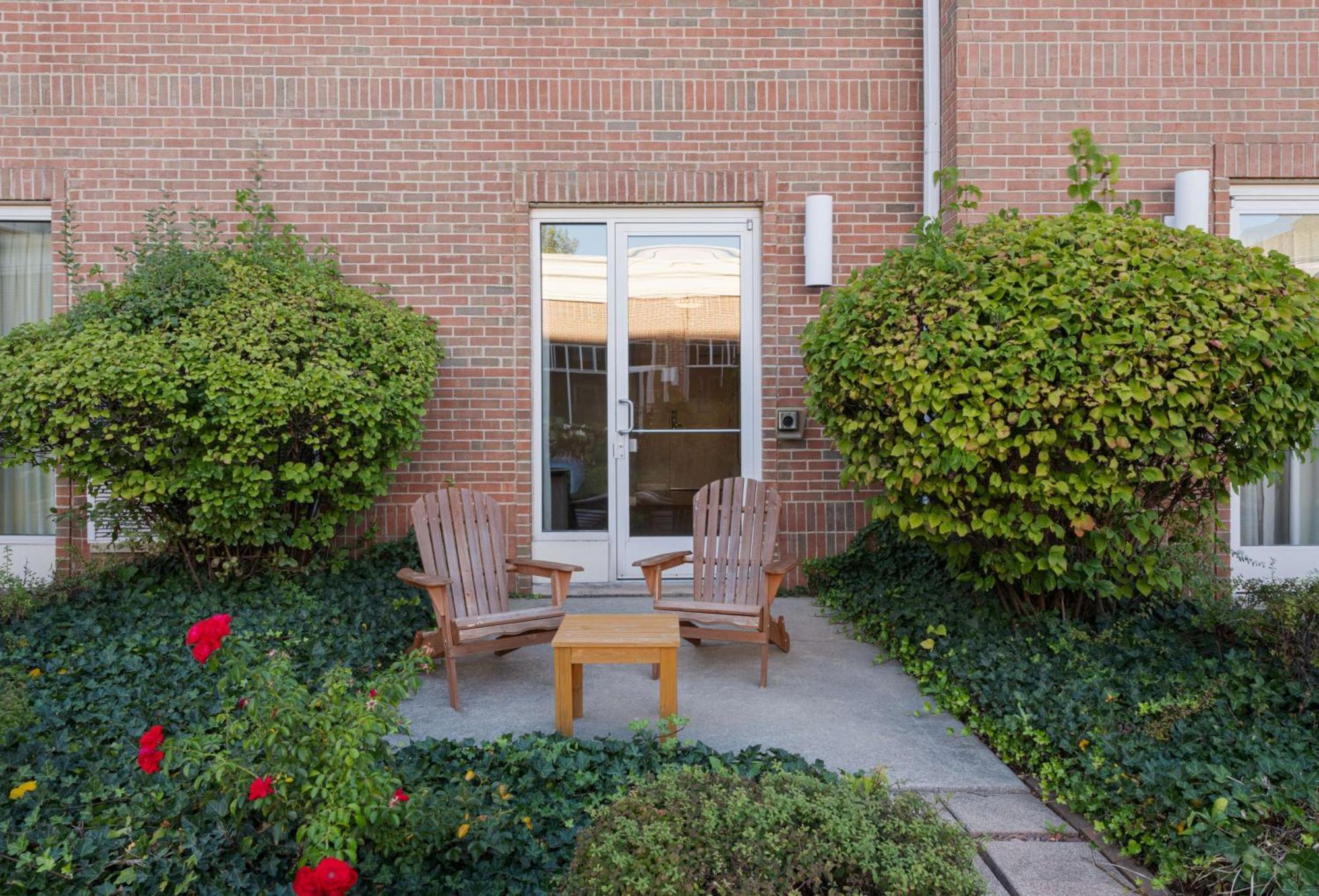 Hilton Garden Inn Saint Charles Buitenkant foto