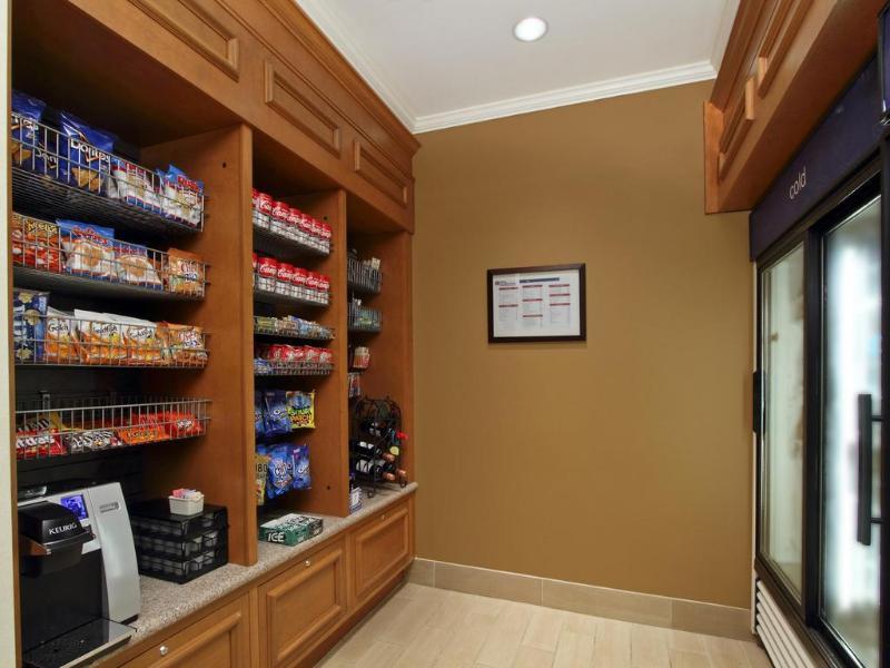 Hilton Garden Inn Saint Charles Buitenkant foto