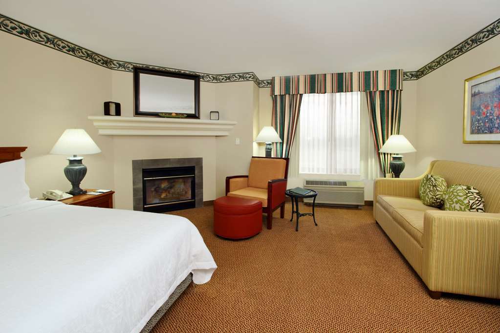 Hilton Garden Inn Saint Charles Kamer foto
